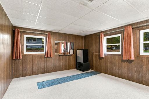 3950 7th Avenue, Anoka, MN 55303