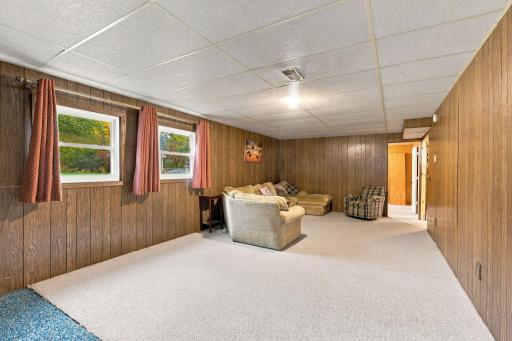 3950 7th Avenue, Anoka, MN 55303