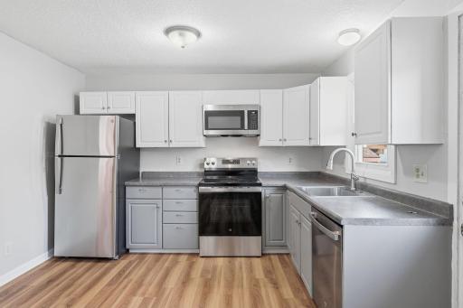 1741 Ames Place, Saint Paul, MN 55106