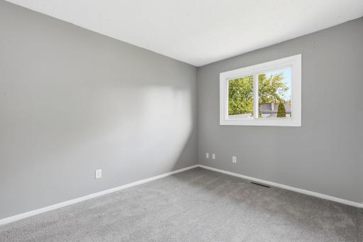 1741 Ames Place, Saint Paul, MN 55106