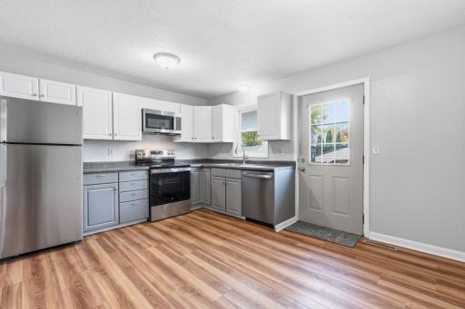 1741 Ames Place, Saint Paul, MN 55106