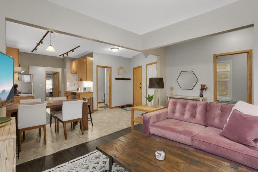 1513 Washington Street NE, Minneapolis, MN 55413