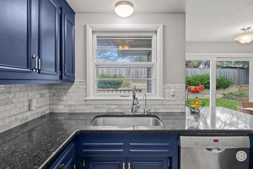 5024 W 70th Street, Edina, MN 55439