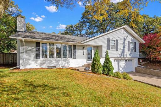 5024 W 70th Street, Edina, MN 55439