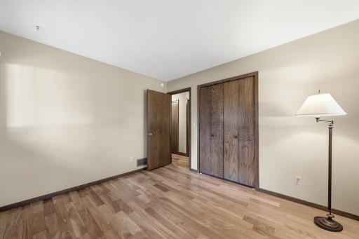 4664 Hillsboro Avenue N, New Hope, MN 55428