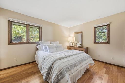 4664 Hillsboro Avenue N, New Hope, MN 55428