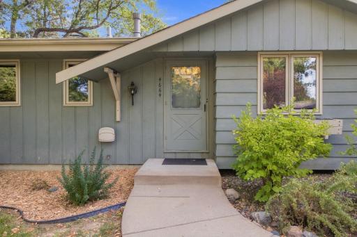 4664 Hillsboro Avenue N, New Hope, MN 55428