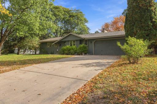 4664 Hillsboro Avenue N, New Hope, MN 55428