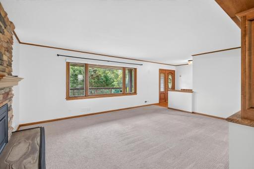 12760 Roberts Drive, Eden Prairie, MN 55346