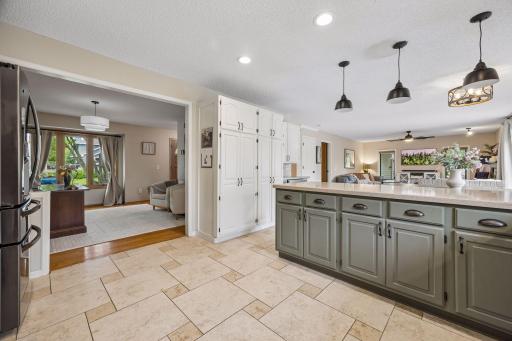8860 Everest Lane N, Maple Grove, MN 55311