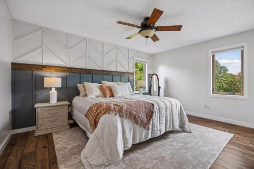 8860 Everest Lane N, Maple Grove, MN 55311