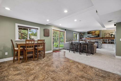 8860 Everest Lane N, Maple Grove, MN 55311