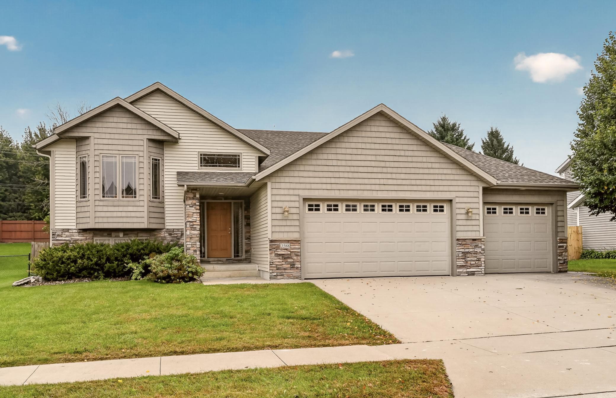 Property photo for 3588 Hart Lane SW, Rochester, MN 55902