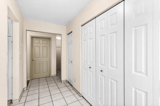 1424 E Skyline Parkway, Duluth, MN 55805