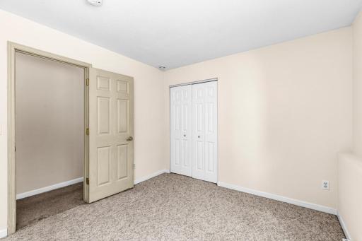 1424 E Skyline Parkway, Duluth, MN 55805