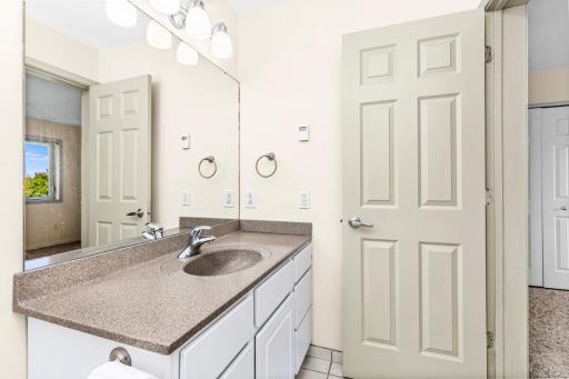1424 E Skyline Parkway, Duluth, MN 55805