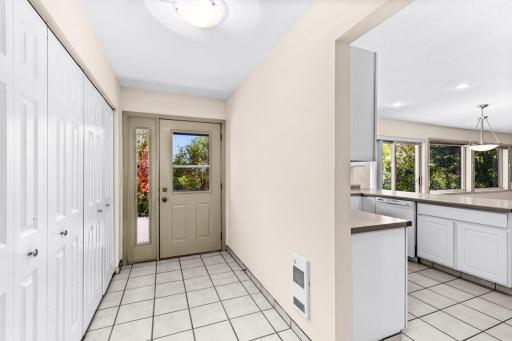 1424 E Skyline Parkway, Duluth, MN 55805