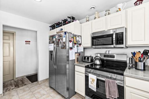 1424 E Skyline Parkway, Duluth, MN 55805