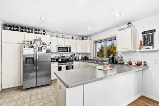 1424 E Skyline Parkway, Duluth, MN 55805
