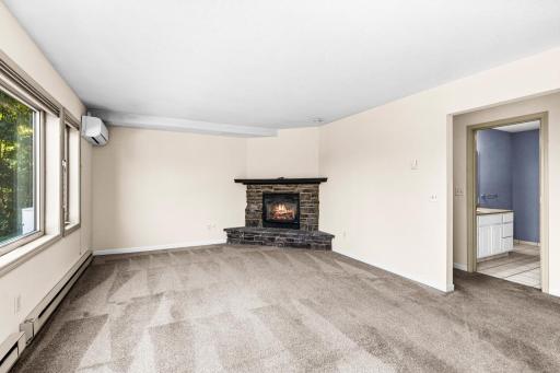 1424 E Skyline Parkway, Duluth, MN 55805