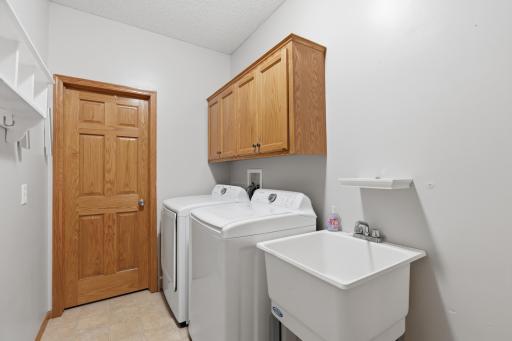 9142 Woodland Drive, Saint Bonifacius, MN 55375