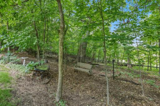 9142 Woodland Drive, Saint Bonifacius, MN 55375