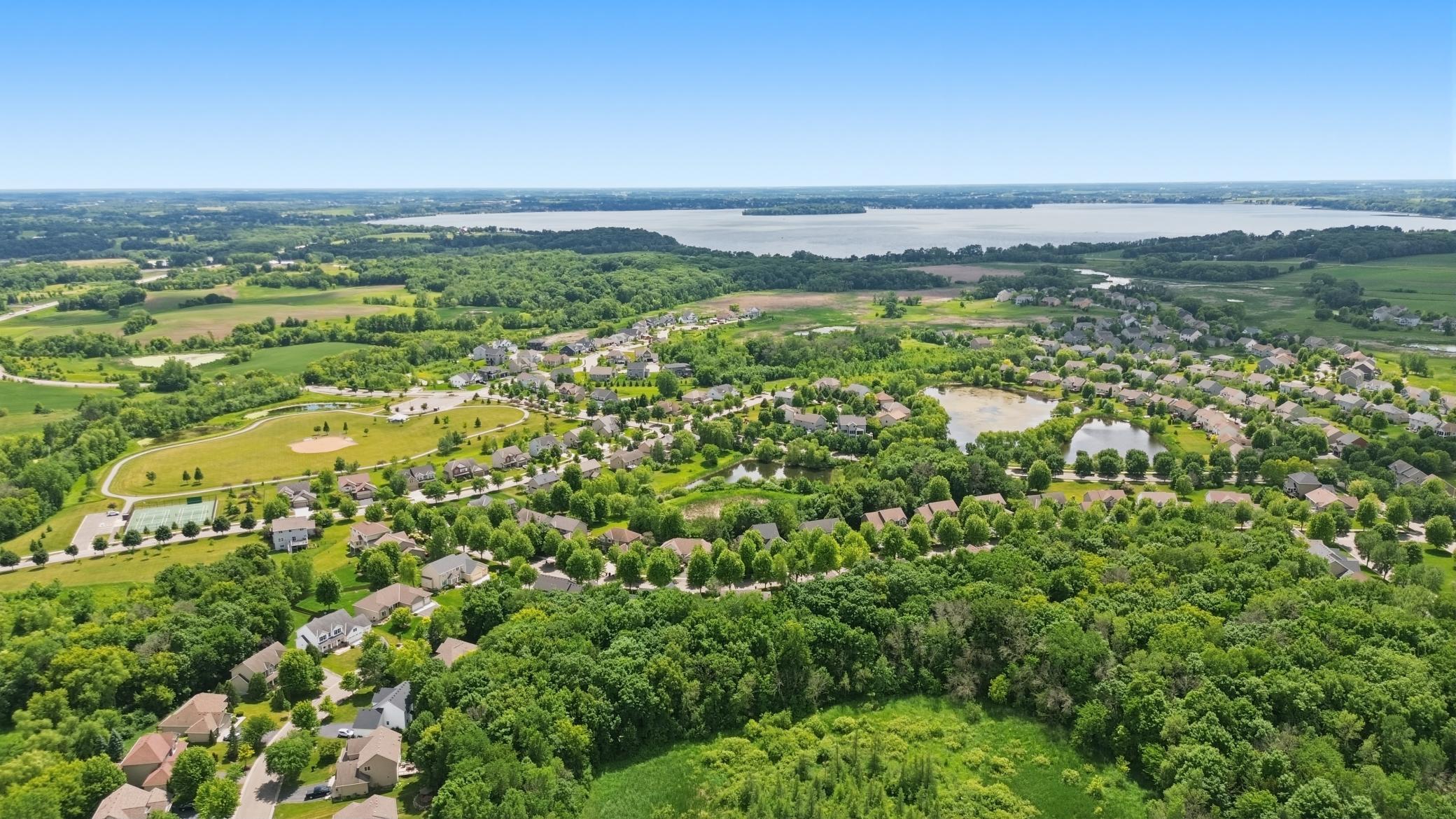 Close to Neighborhood Parks, Playgrounds, Tennis, & Pickleball Courts