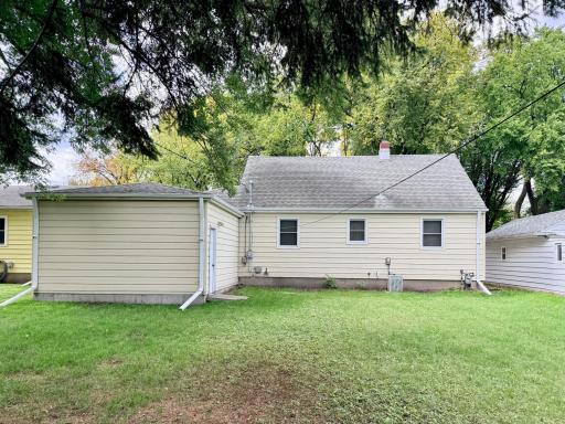 1114 10 1/2 Street N, Moorhead, MN 56560