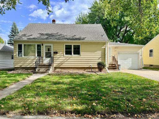 1114 10 1/2 Street N, Moorhead, MN 56560