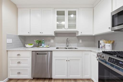 15-web-or-mls-974_Yuma_Ln_N_Plymouth_MN_55447_0262.jpg