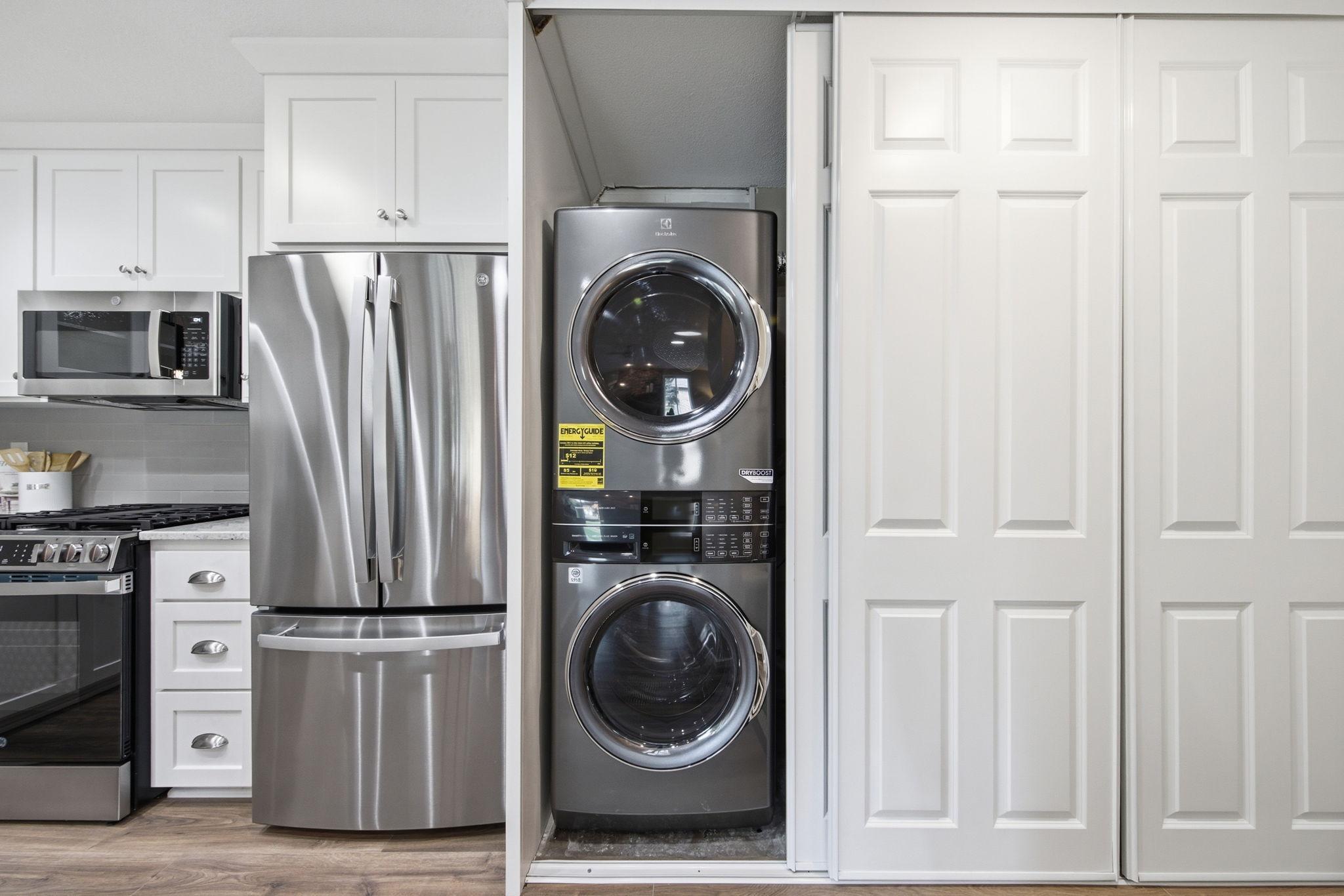 17-web-or-mls-974_Yuma_Ln_N_Plymouth_MN_55447_0202.jpg