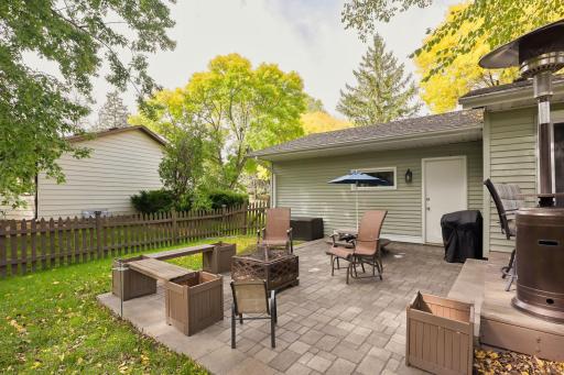 1701 James Place, Burnsville, MN 55337