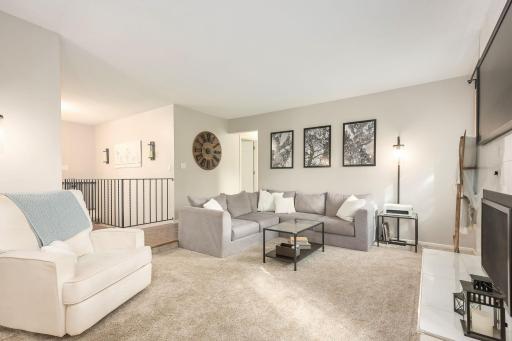 1701 James Place, Burnsville, MN 55337