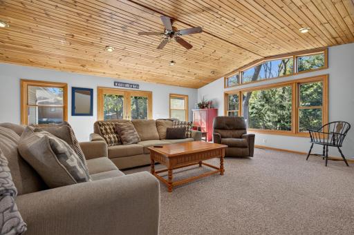2555 Holly Street S, Cambridge, MN 55008