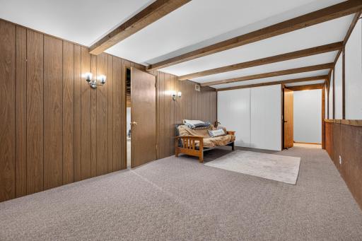 2555 Holly Street S, Cambridge, MN 55008