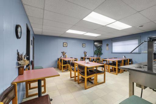 2701 NW Highway 5, Mohall, ND 58761