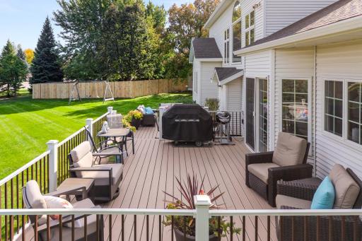 5010 Meadow Creek Drive S, Fargo, ND 58104
