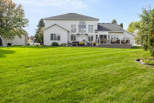 5010 Meadow Creek Drive S, Fargo, ND 58104