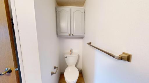 808 Lake Chapeau Drive, 201, Albert Lea, MN 56007
