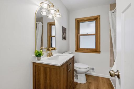 709 E 61st Street, Minneapolis, MN 55417