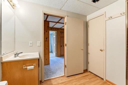 494 Appleblossom Lane, Shakopee, MN 55379
