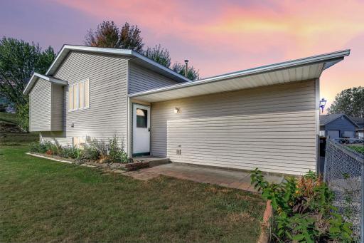 494 Appleblossom Lane, Shakopee, MN 55379