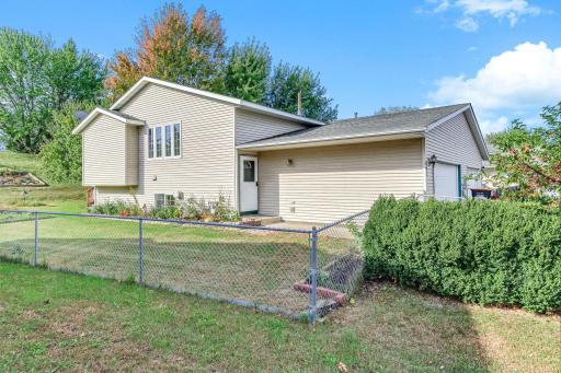 494 Appleblossom Lane, Shakopee, MN 55379