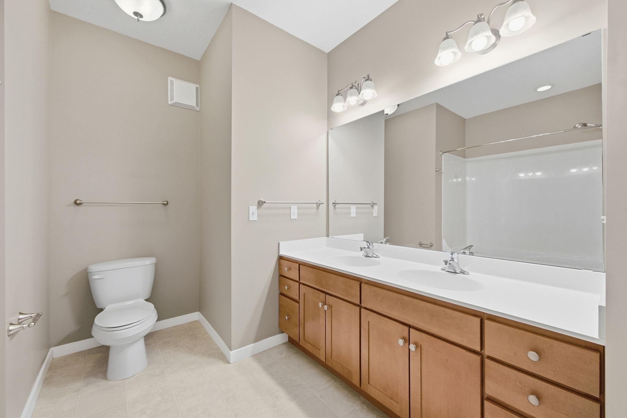 Primary Full Bathroom