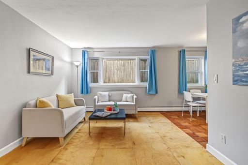 2747 Dupont Avenue S, 101, Minneapolis, MN 55408