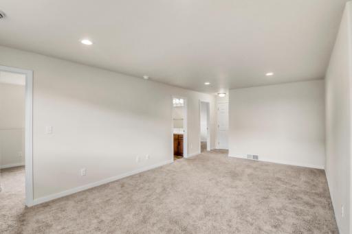1154 60th Ave W, West Fargo, ND 58078