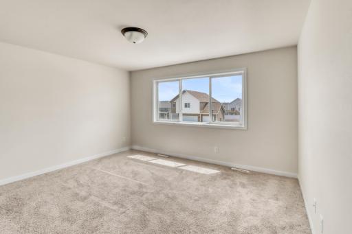 1154 60th Ave W, West Fargo, ND 58078