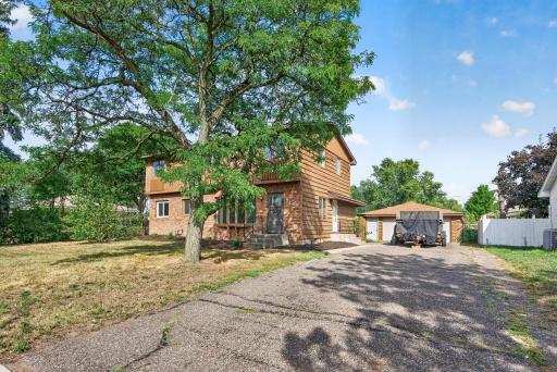 7148 Morgan Avenue N, Brooklyn Center, MN 55430