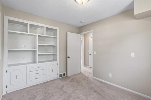 7148 Morgan Avenue N, Brooklyn Center, MN 55430