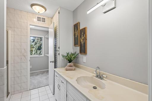 7148 Morgan Avenue N, Brooklyn Center, MN 55430